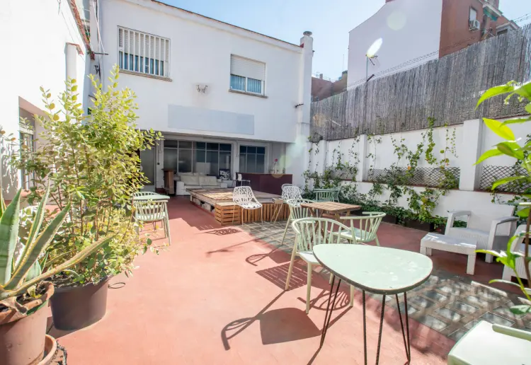 Espacio de 300m2  para pop up con terraza