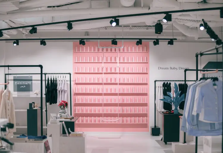 Retail Reinvented - Your full-service Storefront