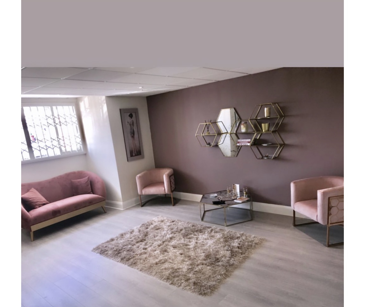 Rent space Modern Salon Space to Rent in Nottingham