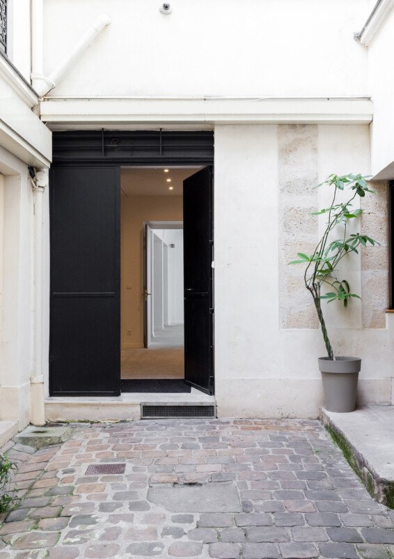 Exceptional showroom in the heart of Paris