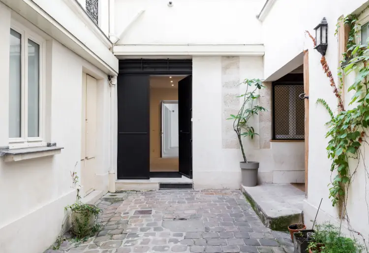 Exceptional showroom in the heart of Paris