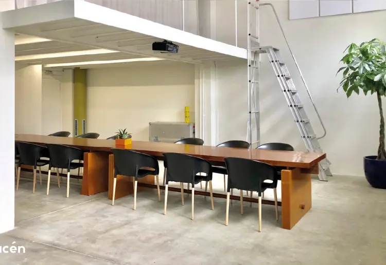Espacio mutante para eventos en Vigo