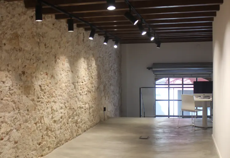 Espacio estilo industrial en Gracia