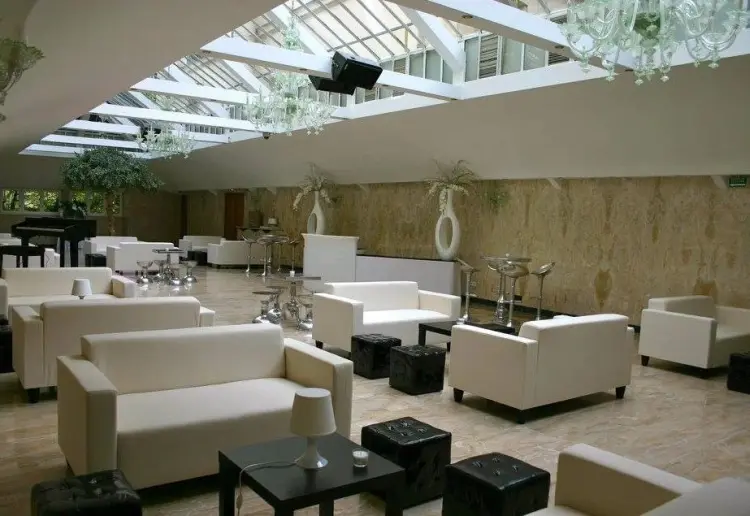 Élégant salon très a côté de la Place de l'Étoile