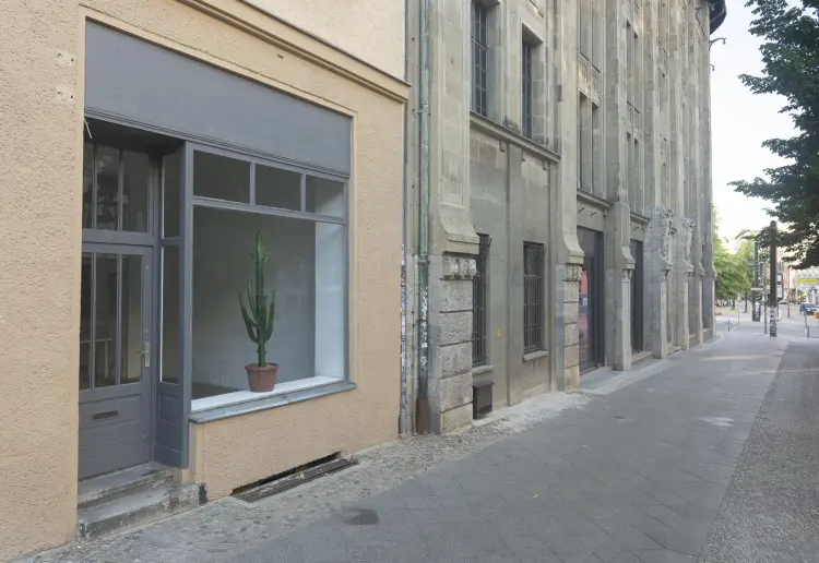 Berlin Mitte , Brunnenstraße : Galerie, Showroom und Co-Workingspace – alles an einem kreativen Ort