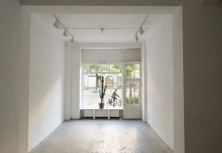 Berlin Mitte , Brunnenstraße : Galerie, Showroom und Co-Workingspace – alles an einem kreativen Ort