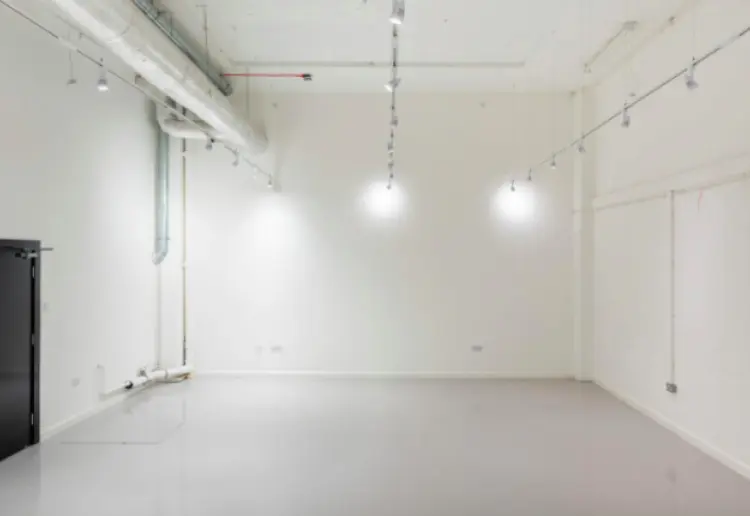Large Studio for your production