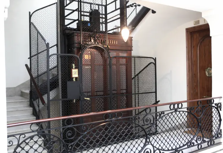 Luxury apartment in Eixample