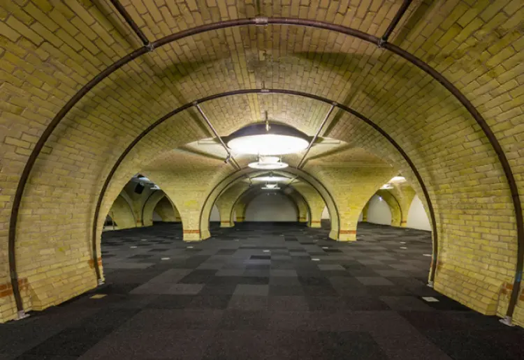Large Hall for Events and Pop Ups