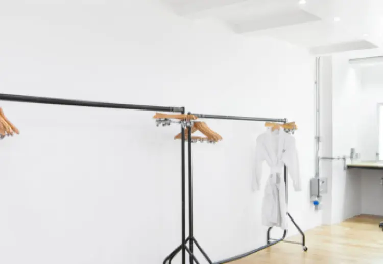 Medium White Studio for Shootings and Events