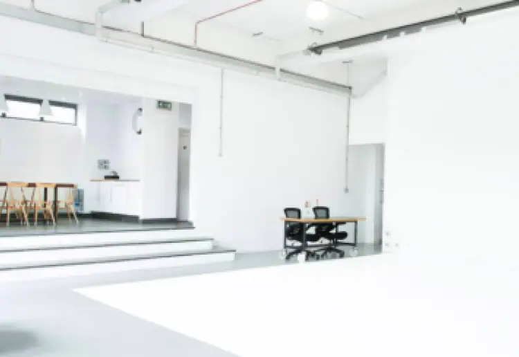 Medium White Studio for Shootings and Events