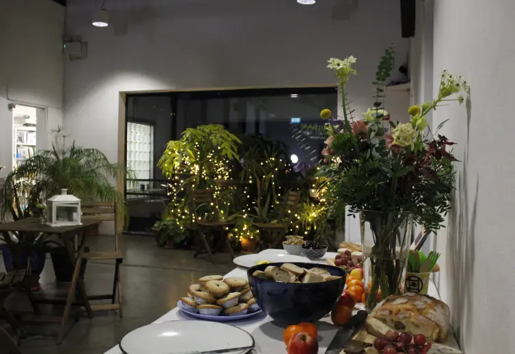 Top Floor Atrium + Balcony