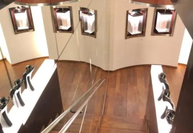 Charming Pop Up Boutique in the heart of Brera