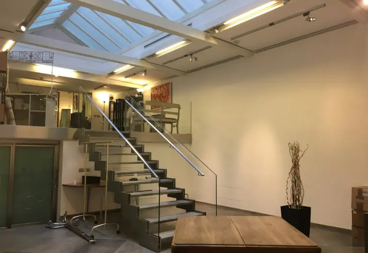 Large and Central Showroom