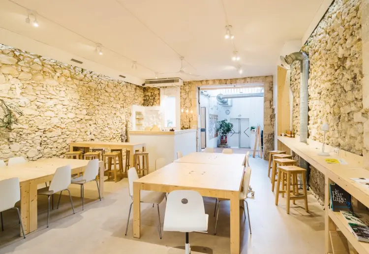 Atypical space in the centre of town