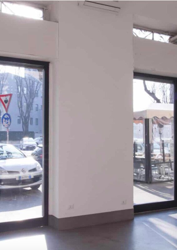 Tortona square