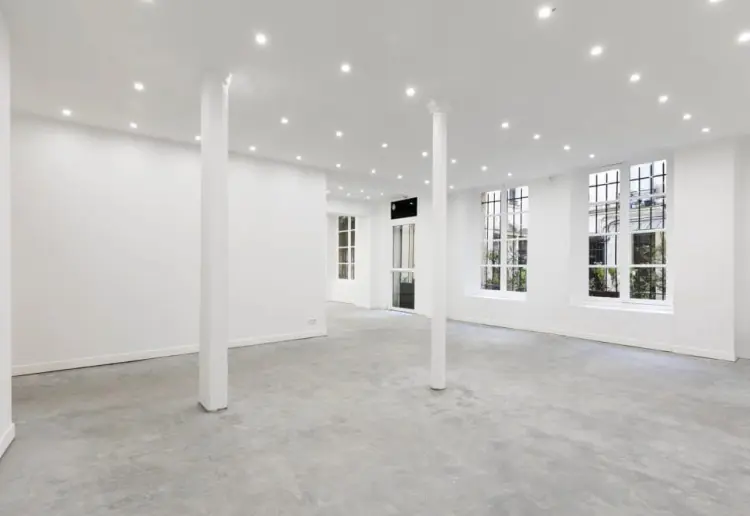 Pop-up store Gallery to rent in Paris