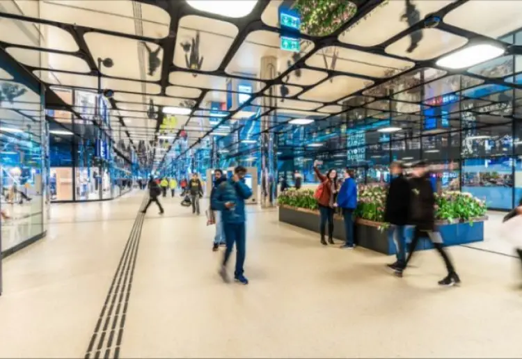 Pop-up store Amsterdam Centraal