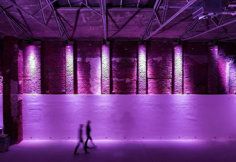 RHEINBLICK "Downstairs" Halle und Nebenräume