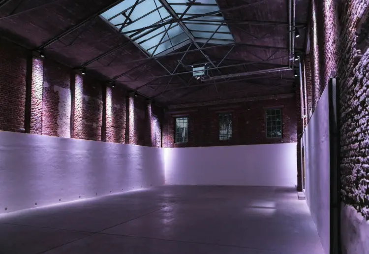 RHEINBLICK "Downstairs" Halle und Nebenräume