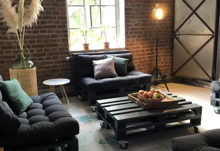 RHEINBLICK "Upstairs"  5 Räume und Küche