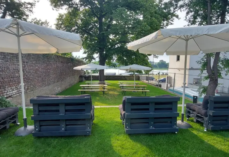 RHEINBLICK "Outdoor" Garten und Hof