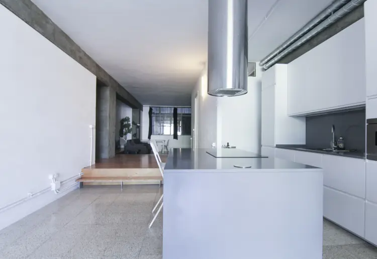 Espacio diáfano multidisciplinar en Poblenou