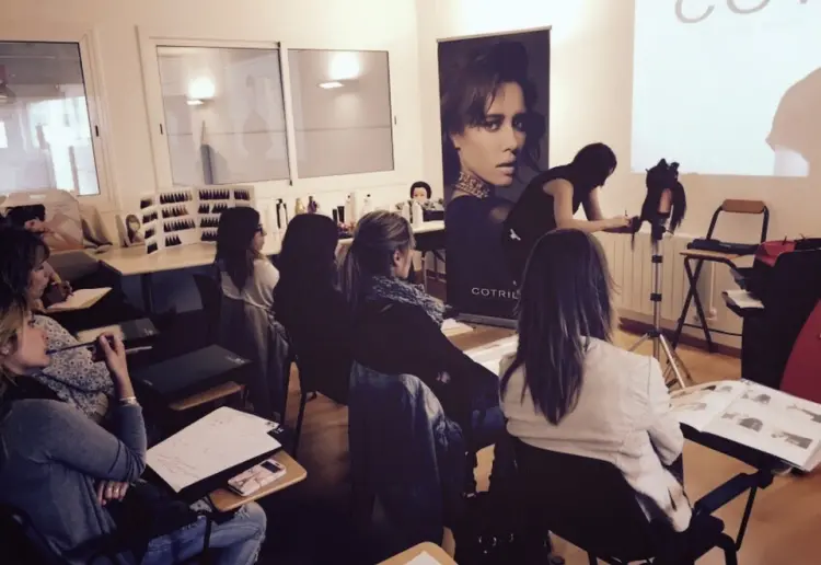 Coworking oficinas y salas de reuniones.