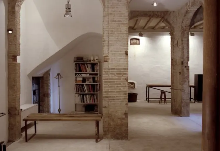Espacio estilo industrial en el Borne