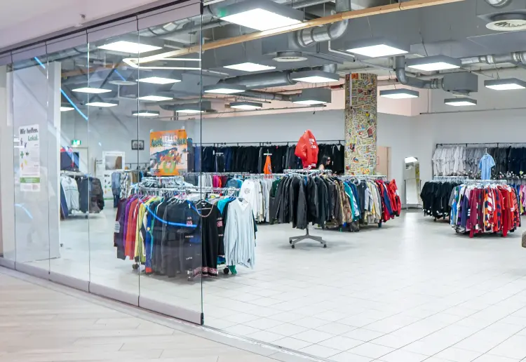 Space Inside big Vintage Store