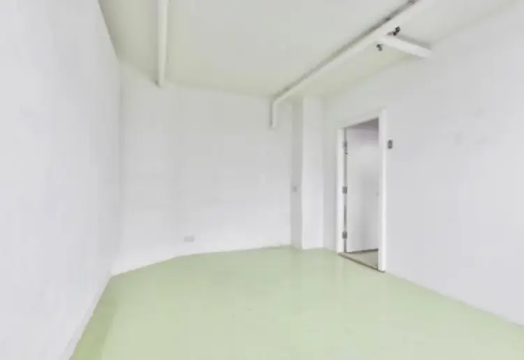 POP-UP space for artists, designers, and mind-setters