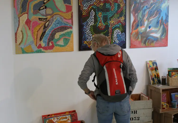 POP-UP space for artists, designers, and mind-setters