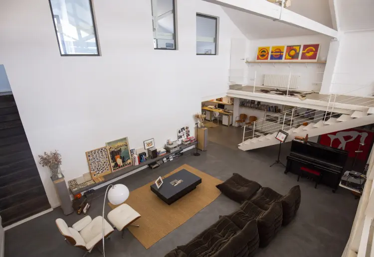 Nave loft con terraza mediterránea