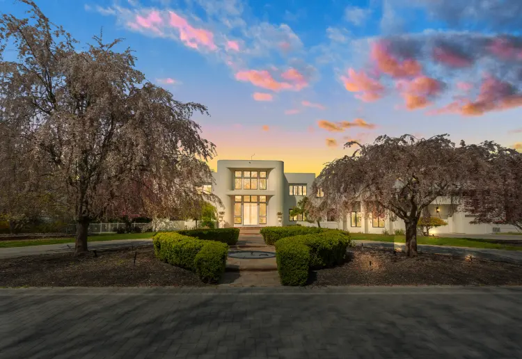 Ultra Modern Mega Mansion 25,000 Sqft On 9 Acres With Beach Access