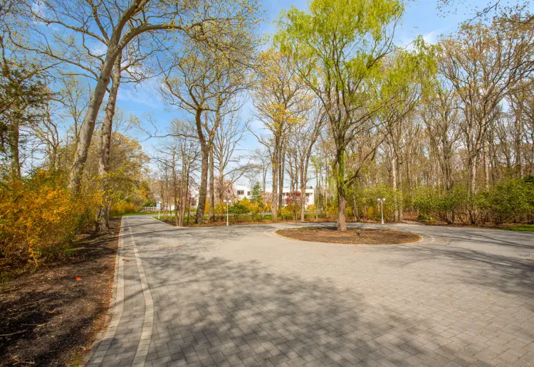Ultra Modern Mega Mansion 25,000 Sqft On 9 Acres With Beach Access