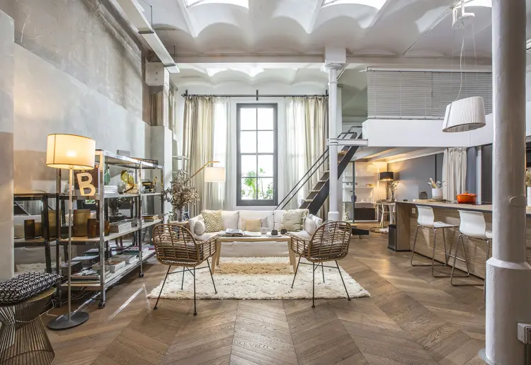 Loft a pie de calle en el centro de Barcelona