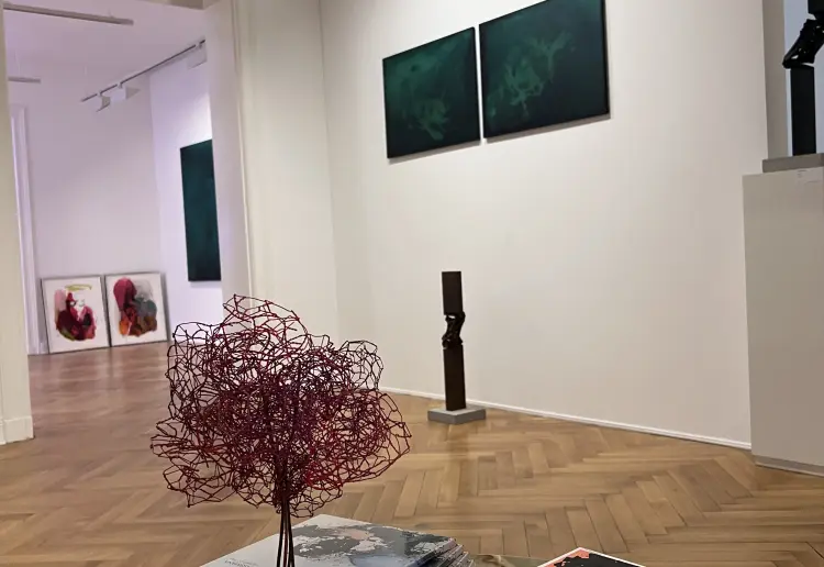 Elegant Art Gallery Space in the Prestigious  Kurfürstendamm  Art District