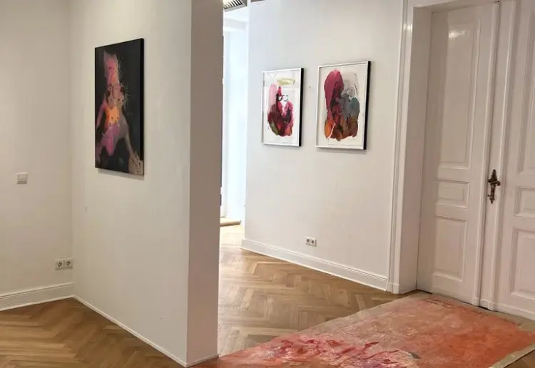 Elegant Art Gallery Space in the Prestigious  Kurfürstendamm  Art District