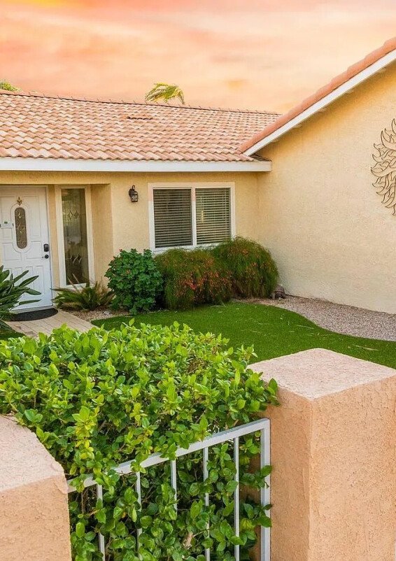 Mission Lakes Country Club Gem with BBQ