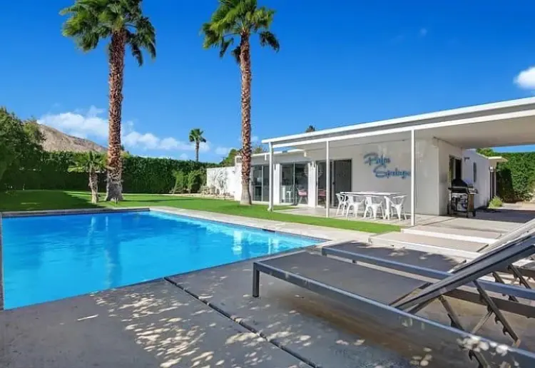 Stylish Heaven-Piece Home In La Quinta
