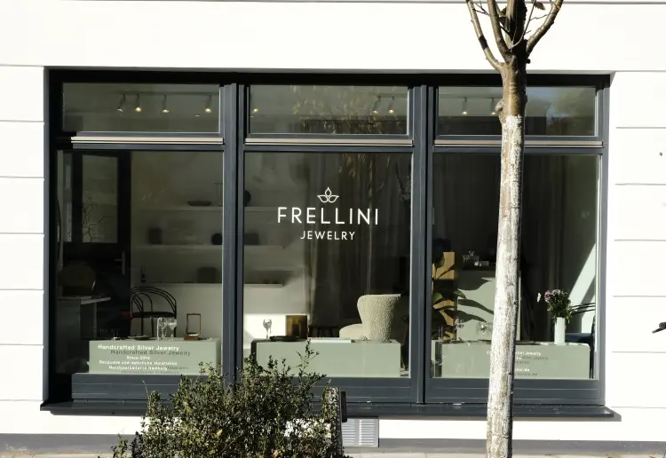Light and cozy Pop Up Space in Hamburg Winterhude
