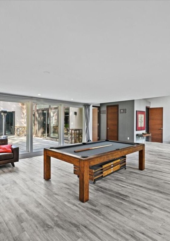 Organic Contemporary Villa, Masterfully Crafted