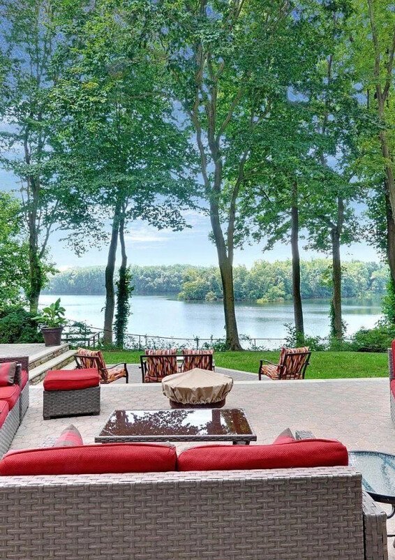 Lakefront Remodeled Mansion