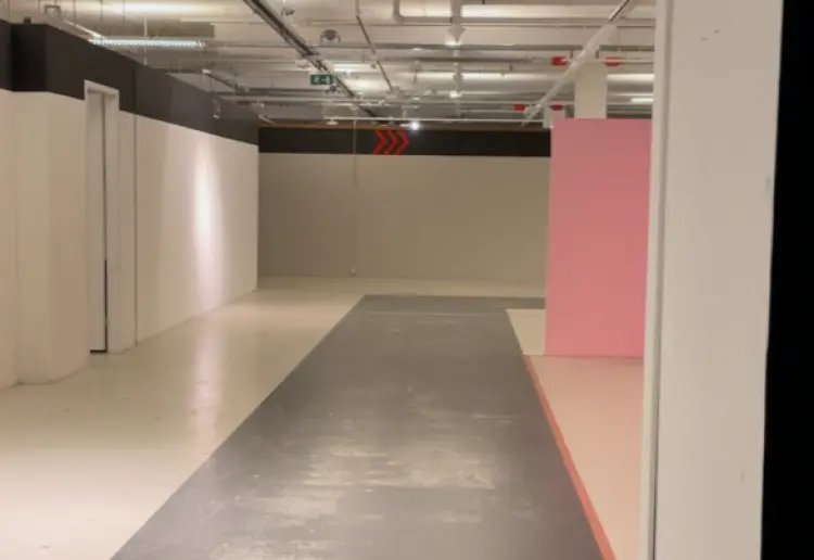 Grote winkelruimte in Villa Arena Woonmall