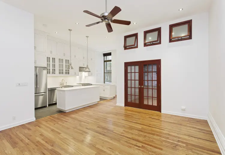 1,800+ SQFT with Pure White Walls for Showrooms & Events