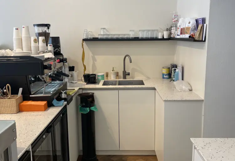 Mandarin coffee roastery