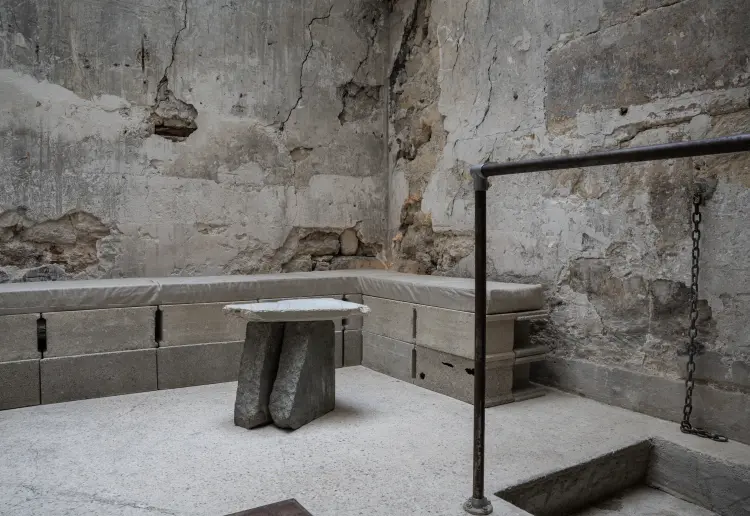 Brutalist hideout in the heart of Paris