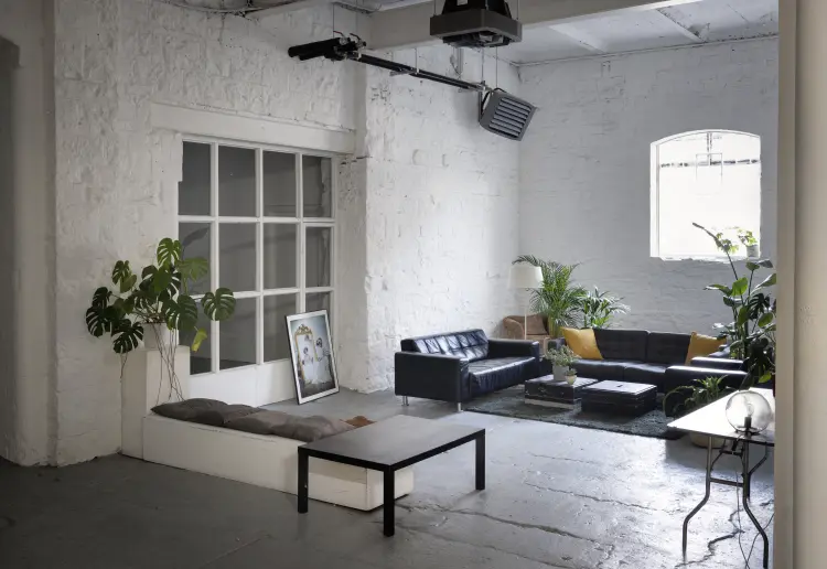 The Lounge