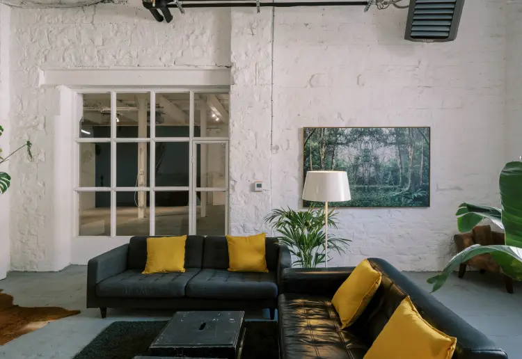 The Lounge