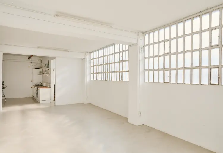 Estudio Industrial Muy Luminoso en Poblenou